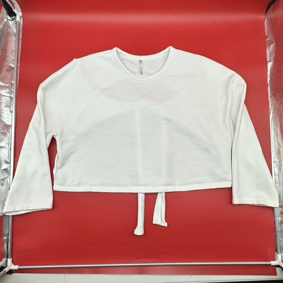 Fabletics Skye Tie Plus Women's Size 3X White Open Back Pullover Sweatshirt - Picture 3 of 11